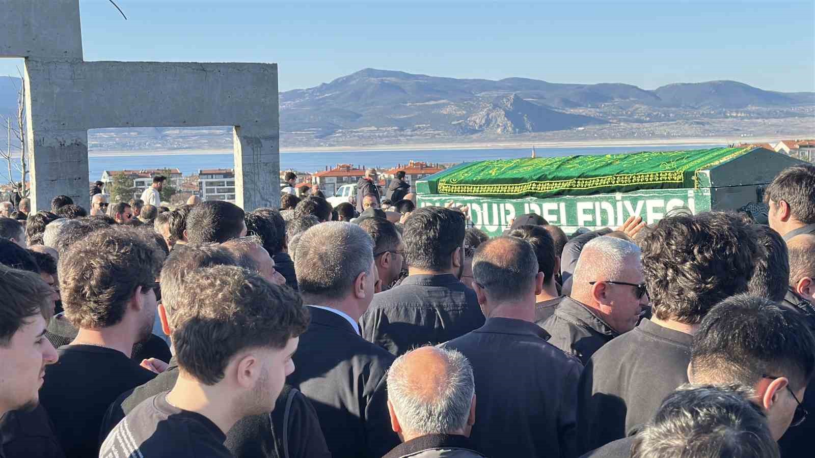 Kazada hayatını kaybeden gencin bağışlanan organları 5 hastaya umut olacak
