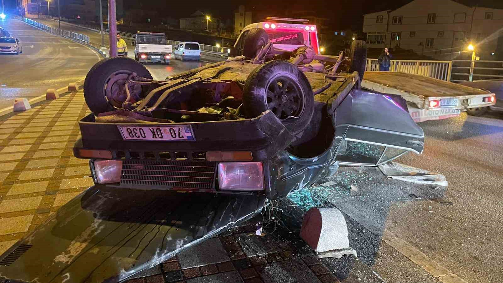 Kazada hurdaya dönen araçtan yara almadan kurtuldu
