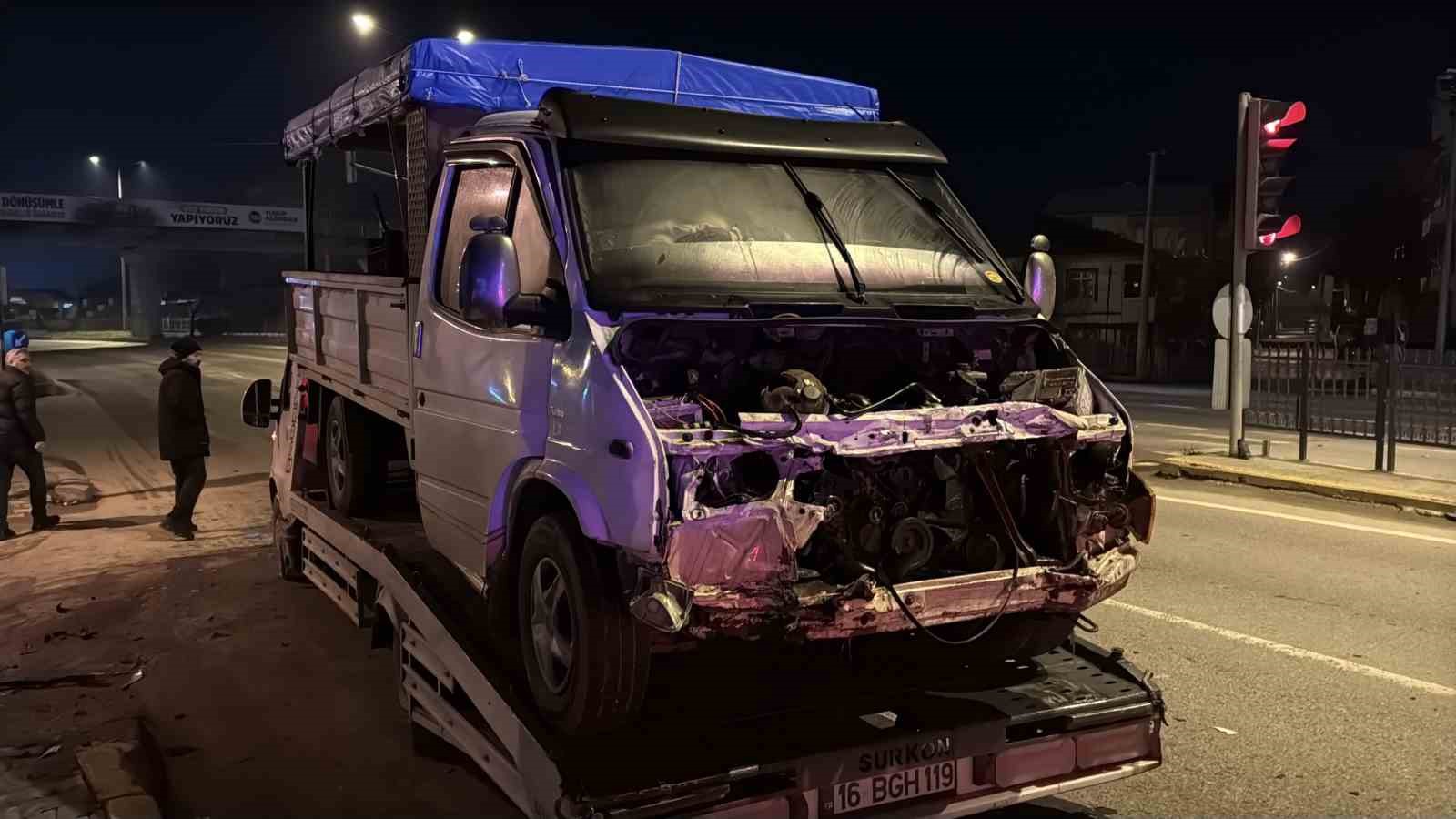 Kazada savrulan stepne ile ağır yaralanan kadın hastanede hayatını kaybetti
