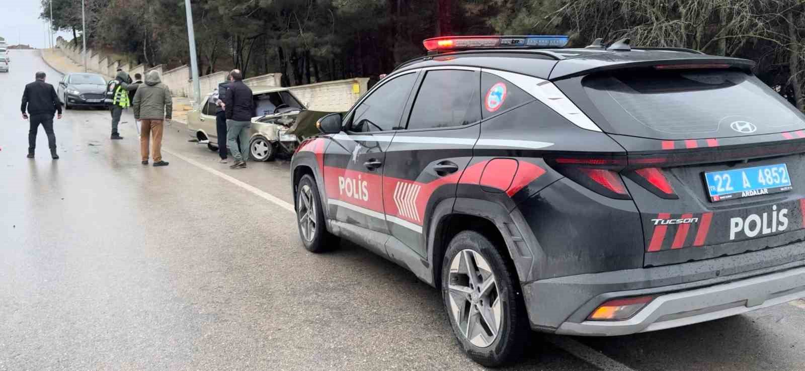 Kazada Tofaş ağır hasar gördü
