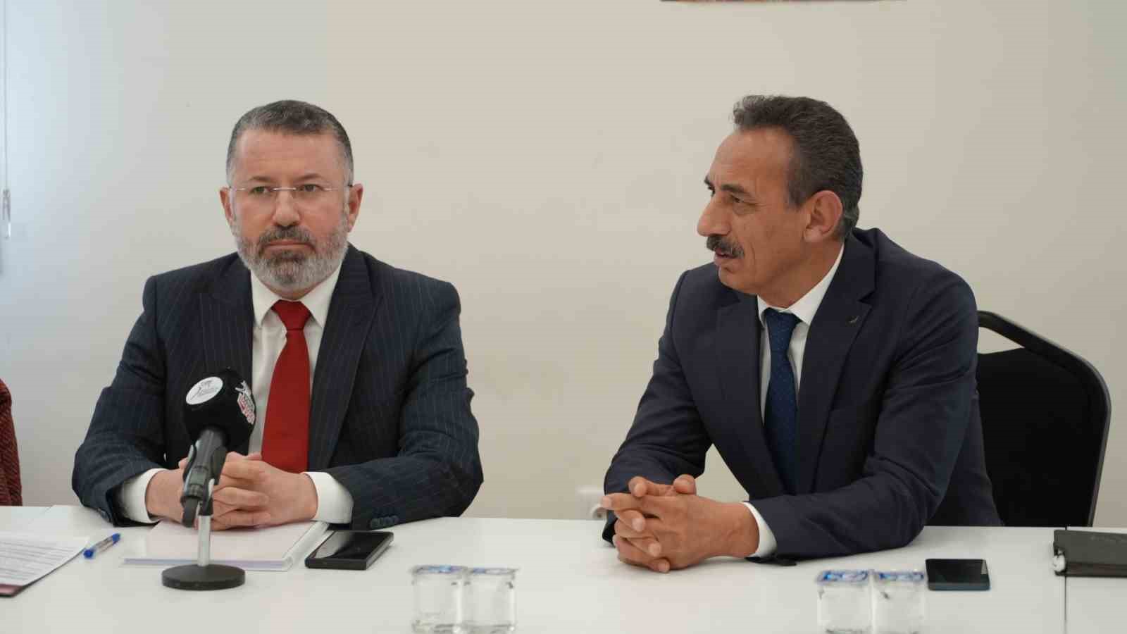 KBÜ İletişim Fakültesinde yeni dönem hedefleri görüşüldü
