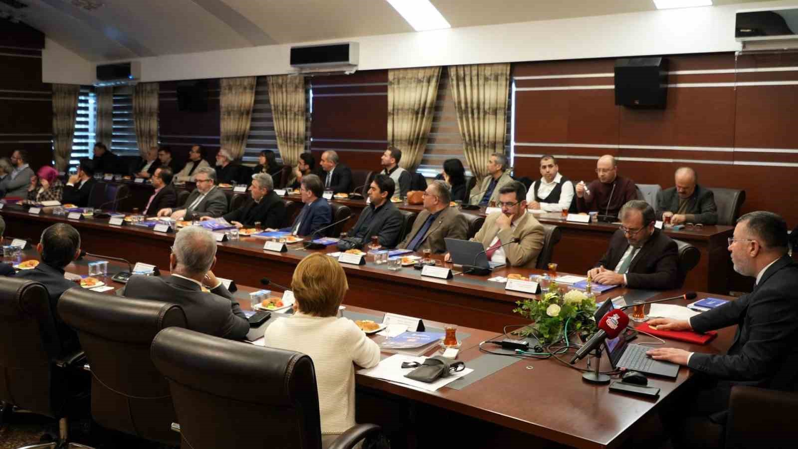 KBÜ Senatosunda akademik performans ve projeler ele alındı
