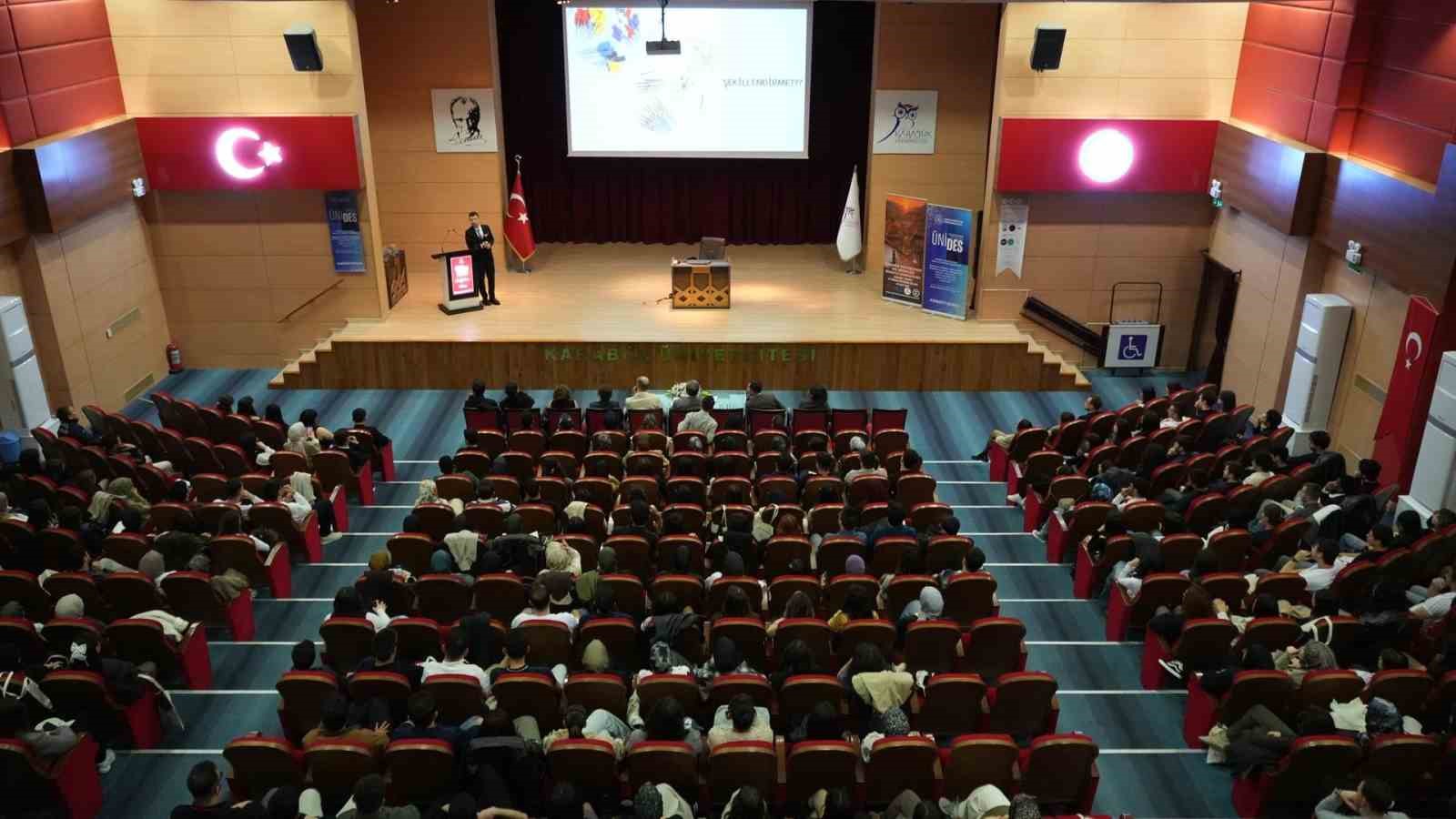 KBÜ’de diş hekimliği öğrencileri sempozyumda buluştu
