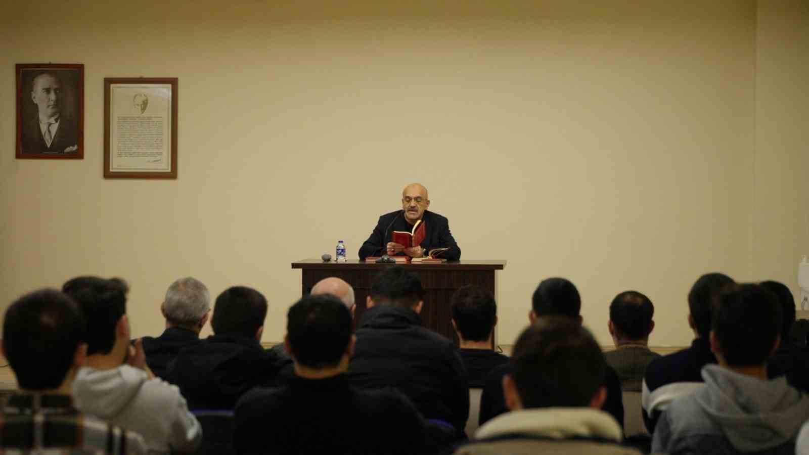 KBÜ’de "Nübüvvetin İspatı" söyleşisi gerçekleştirildi
KBÜ’de "Nübüvvetin İspatı" söyleşisi gerçekleştirildi