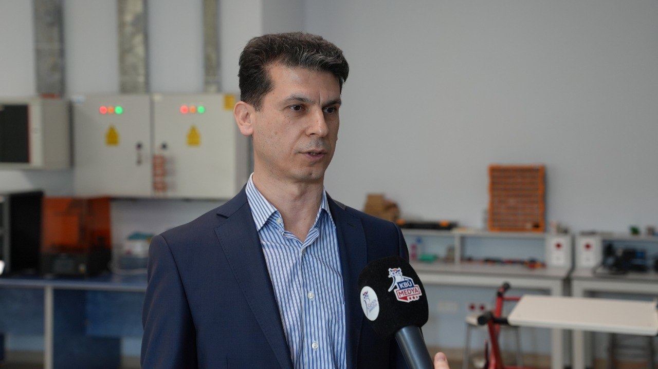 KBÜ’den raylara akıllı dokunuş: Güvenliği artıran iki yerli sistem
