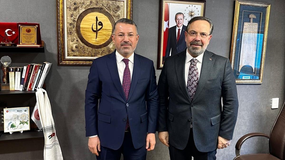 KBÜ’nün bilim temelli projeleri TBMM’de milletvekilleriyle istişare edildi
KBÜ’nün bilim temelli projeleri TBMM’de milletvekilleriyle istişare edildi