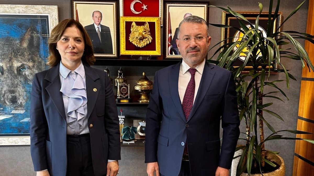 KBÜ’nün bilim temelli projeleri TBMM’de milletvekilleriyle istişare edildi
KBÜ’nün bilim temelli projeleri TBMM’de milletvekilleriyle istişare edildi