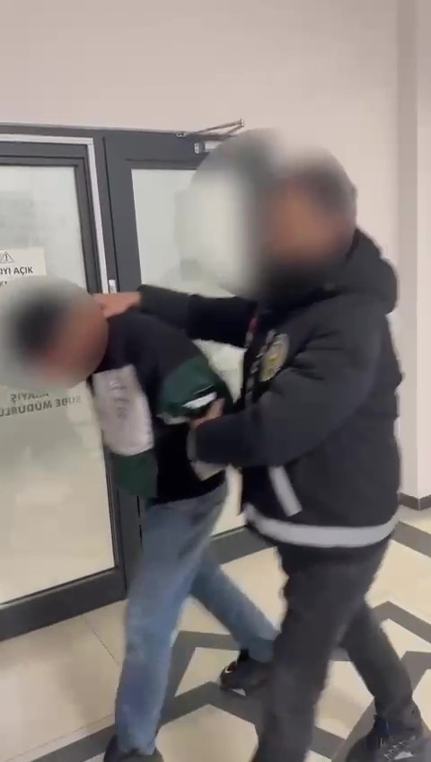 Kebapçı dükkanına silahlı saldırı düzenleyen şüpheliler yakalandı
