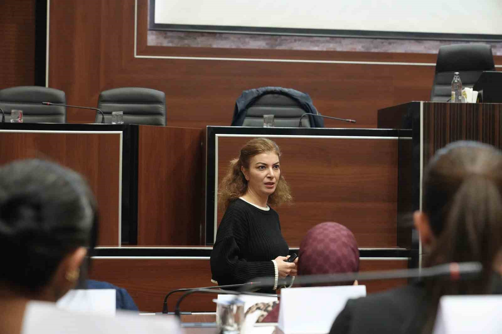 Keçiören Belediyesi’nden personele ilk yardım eğitimi
