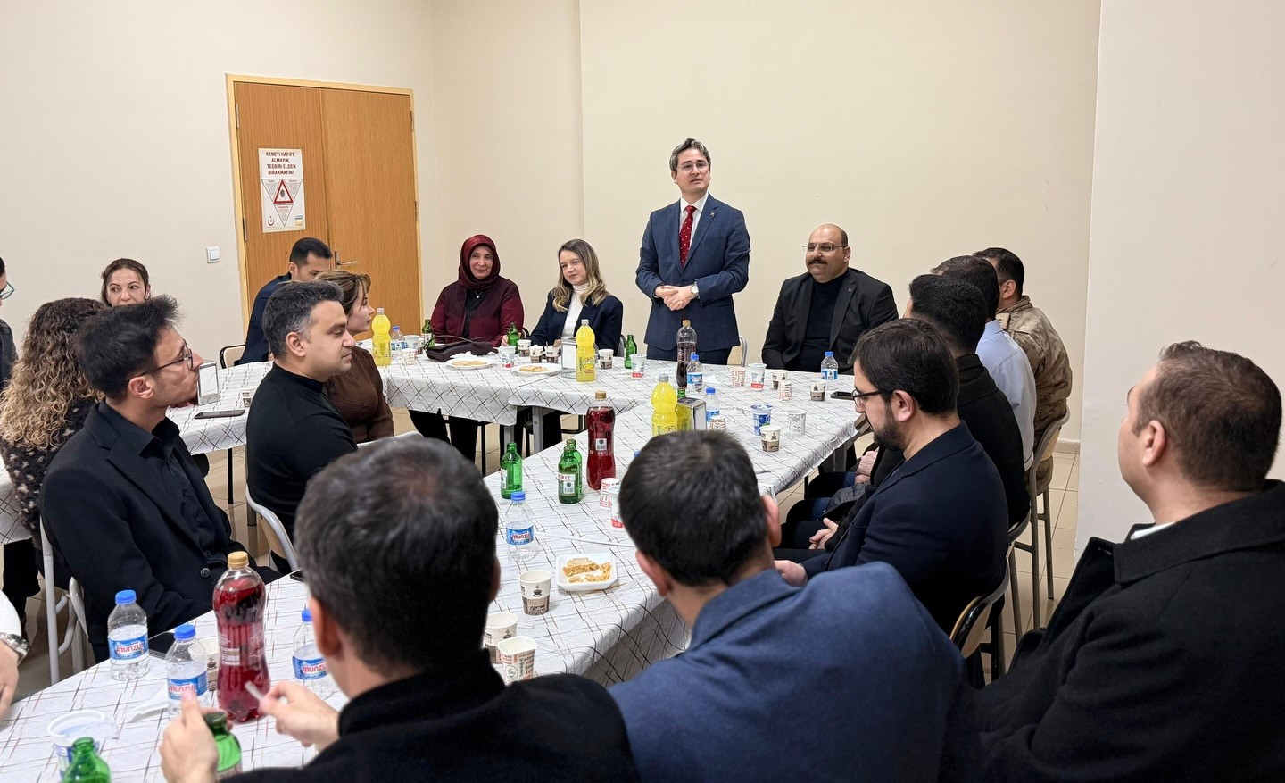 Kemaliye’de yetim ve öksüz çocuklarla gönül sofrası kuruldu
