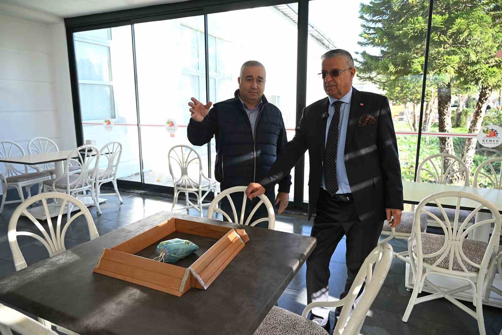 Kemer Belediyesi Kadınlar Lokali açılıyor
Kemer Belediyesi Kadınlar Lokali açılıyor