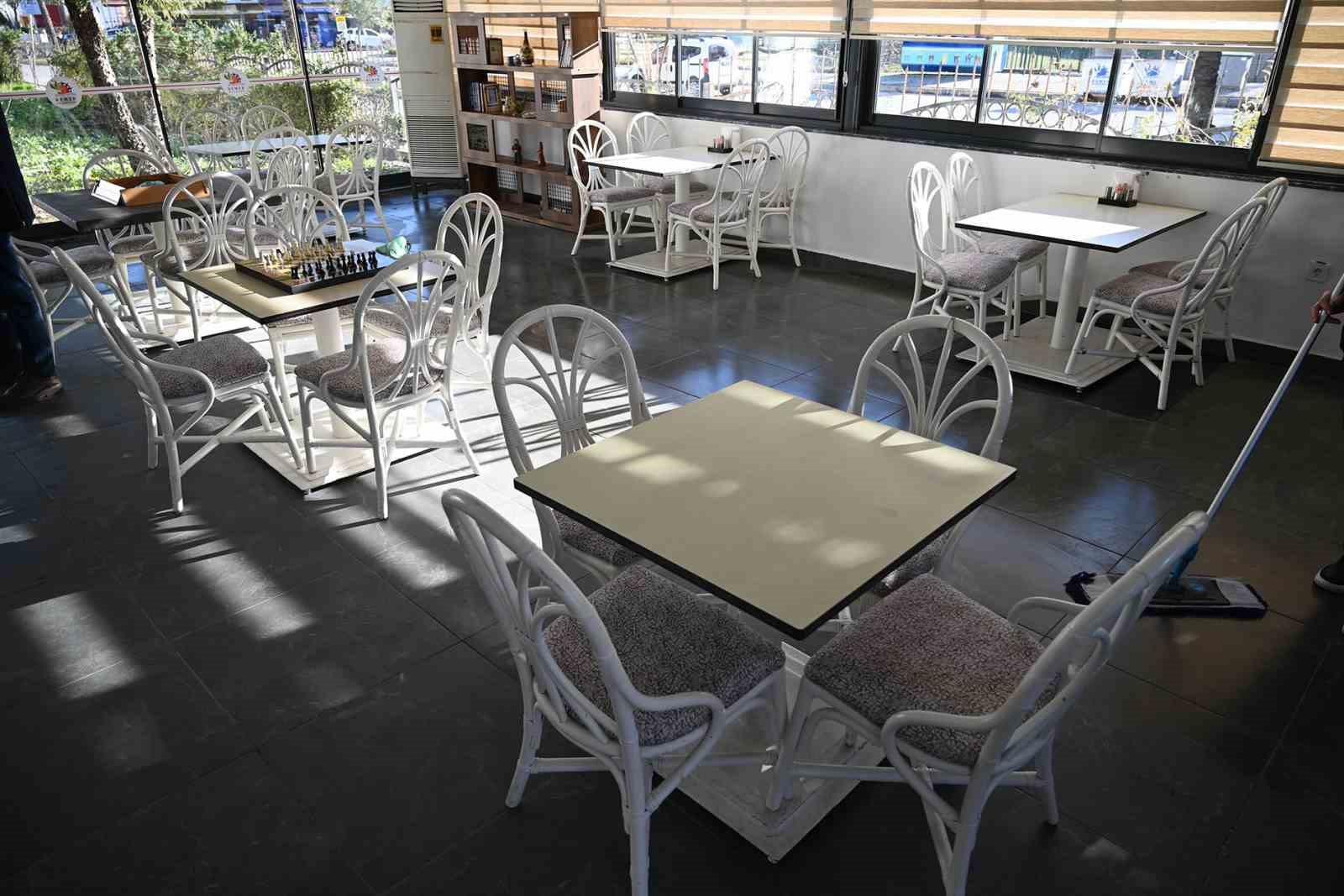 Kemer Belediyesi Kadınlar Lokali açılıyor
Kemer Belediyesi Kadınlar Lokali açılıyor