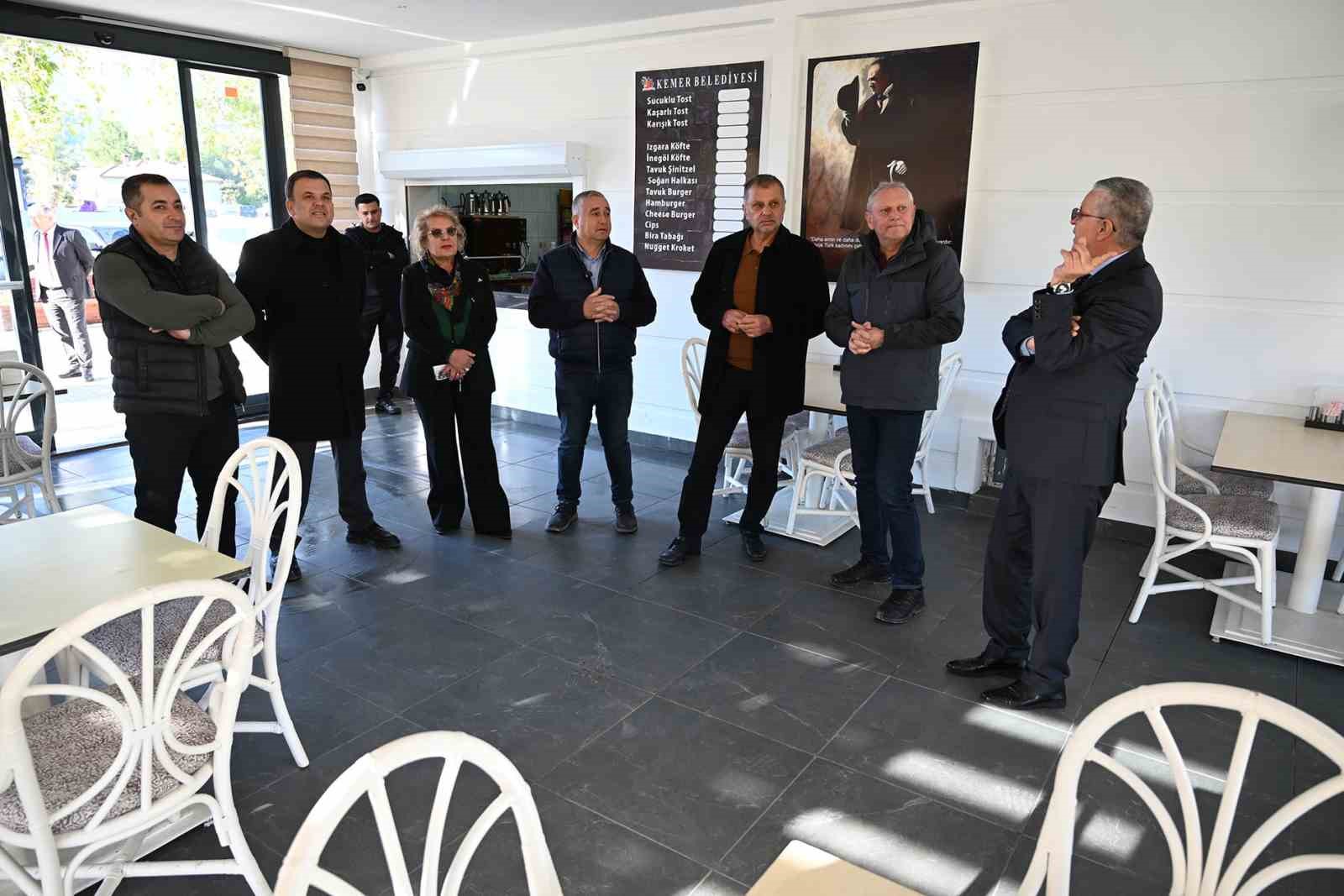 Kemer Belediyesi Kadınlar Lokali açılıyor
Kemer Belediyesi Kadınlar Lokali açılıyor