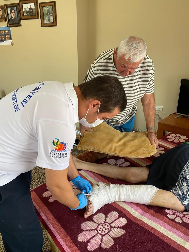 Kemer Belediyesi’nden 2025’te 7 bin 938 vatandaşa sağlık desteği
