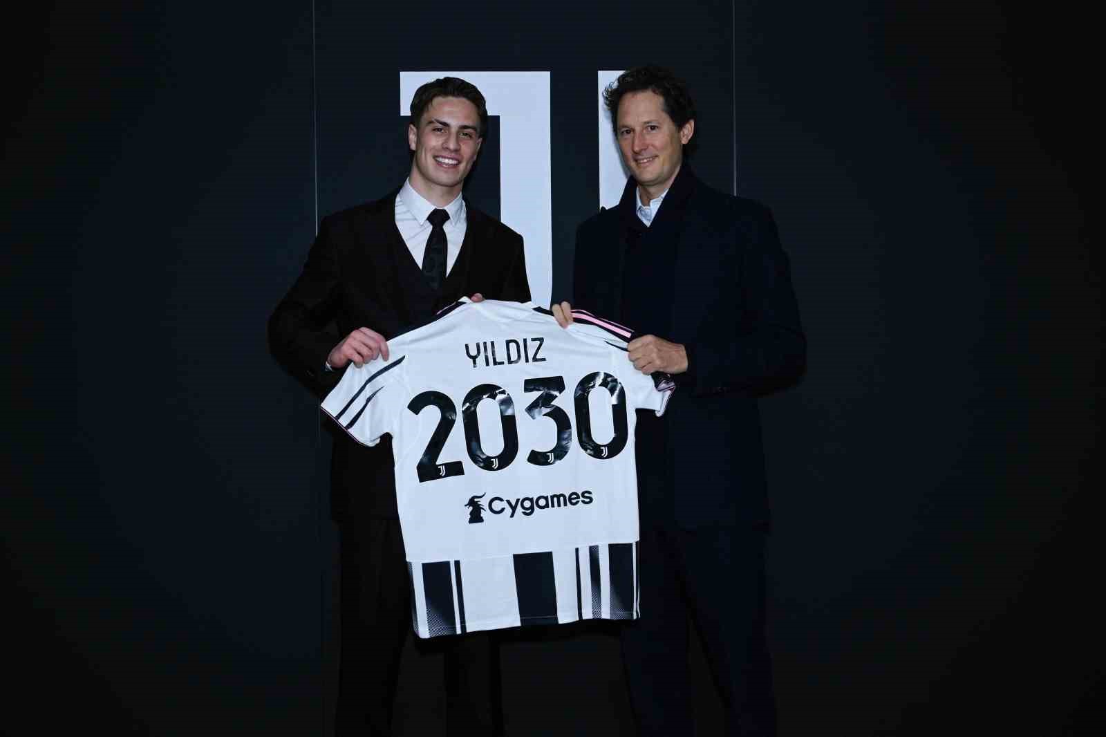 Kenan Yıldız, Juventus ile sözleşmesini 2030 yılına kadar uzattı
