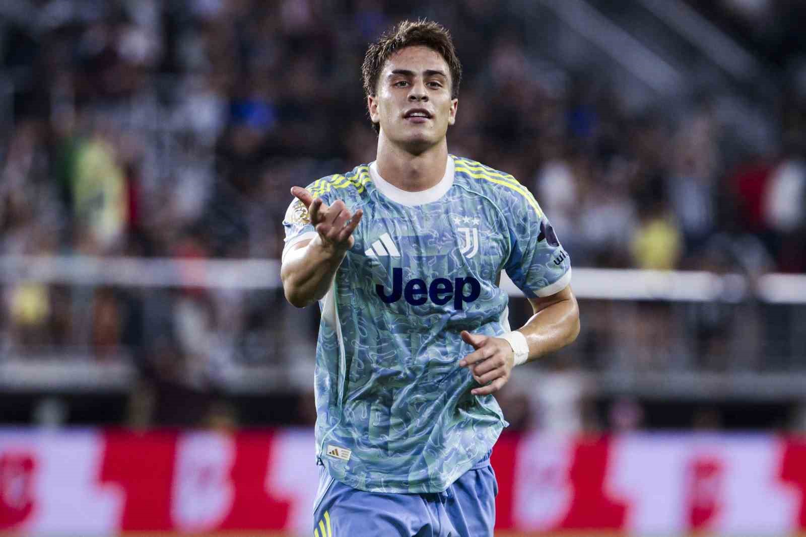 Kenan Yıldız, Juventus ile sözleşmesini 2030 yılına kadar uzattı
