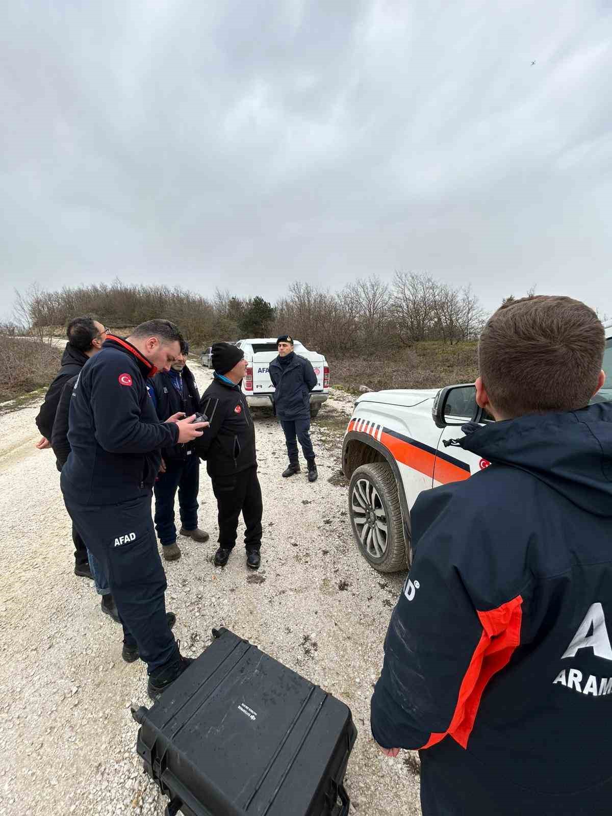 Kendisinden haber alınamayan 75 yaşındaki adam didik didik aranıyor

