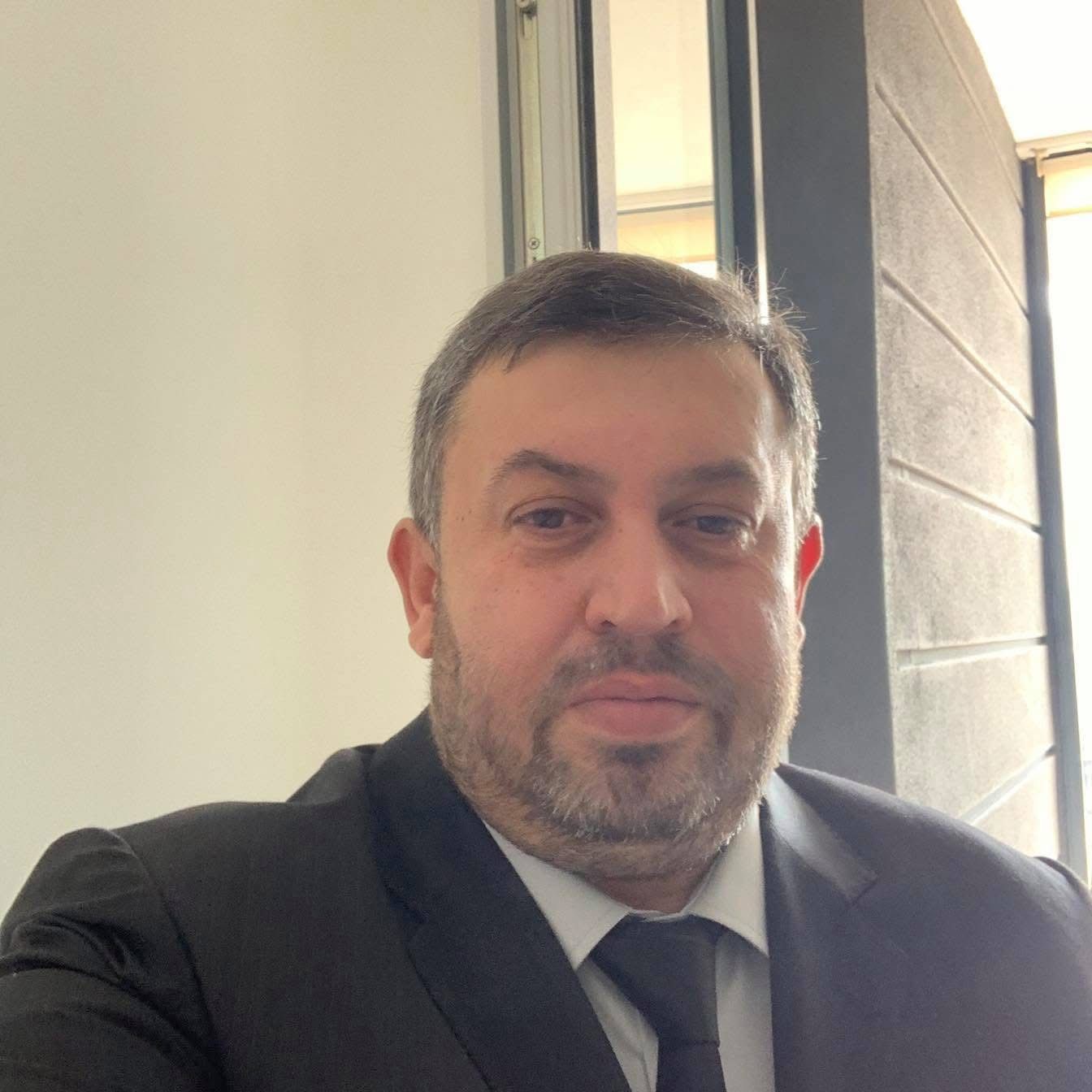 Kendisinden haber alınamayan iş adamı, sahilde ölü bulundu
