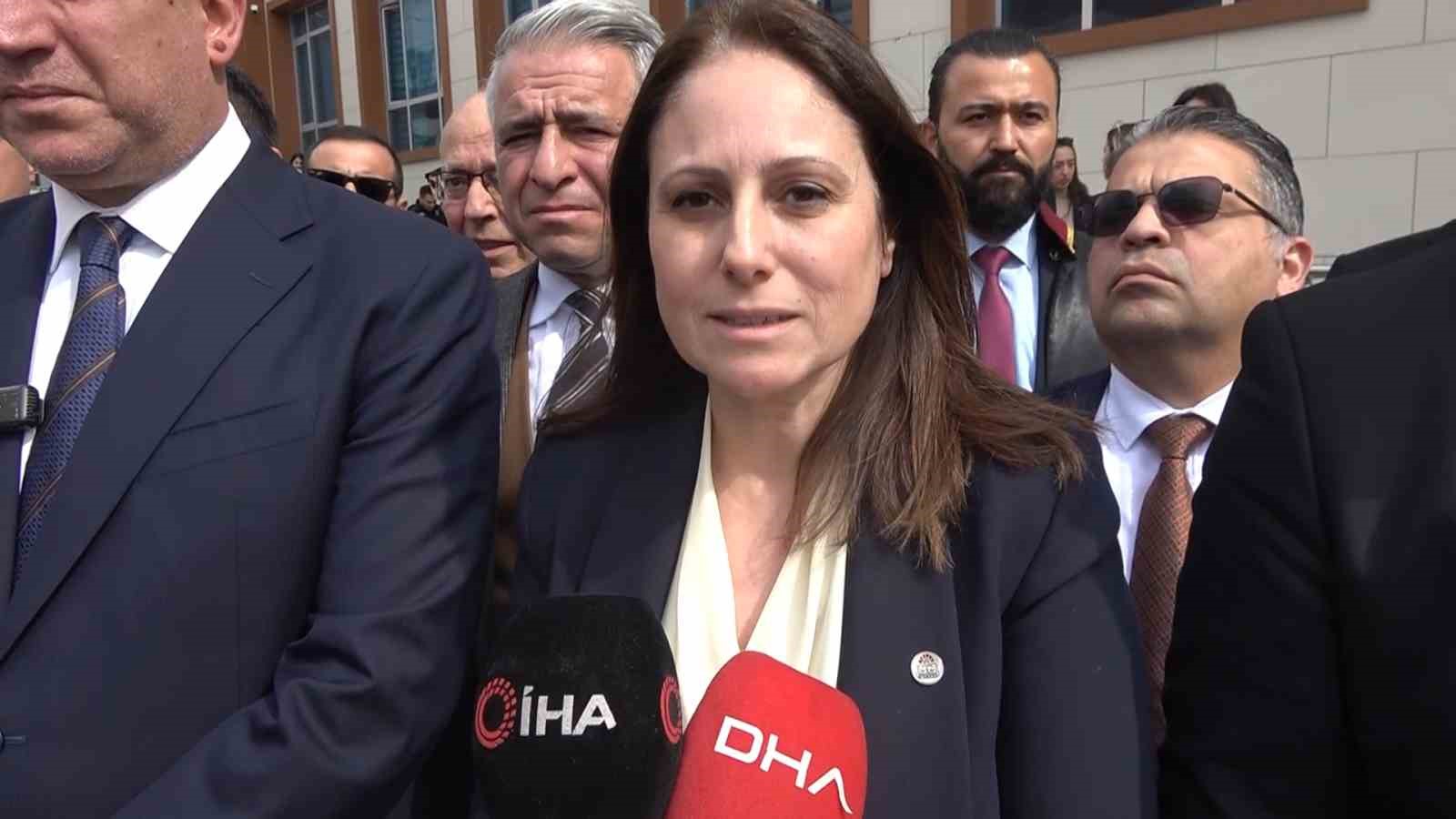 Kendisini icraya veren SGK avukatını öldüren sanık hakim karşısında
