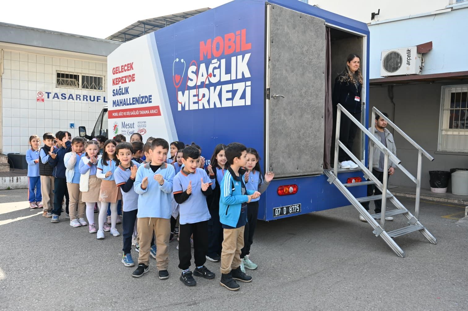 Kepez’de 32 bin 383 öğrenciye göz taraması
