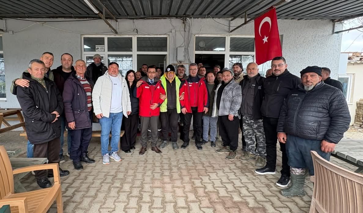 Kepez’de yaşanan yoğun yağışlar nedeniyle mağduriyet yaşayan balıkçılarla bir araya gelindi
