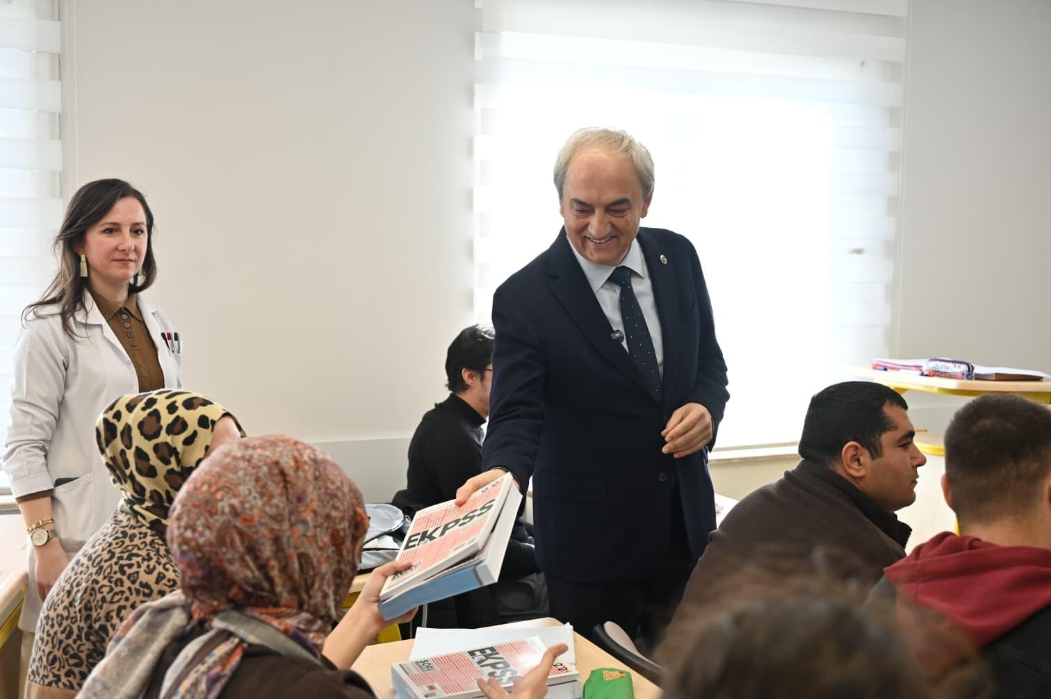 Kepez’den engelleri aşan sosyal belediyecilik hizmeti
Kepez’den engelleri aşan sosyal belediyecilik hizmeti