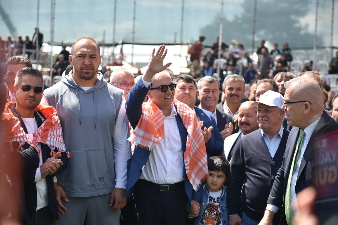 Kepez’in er meydanında deste boylarında büyük mücadele yaşandı
