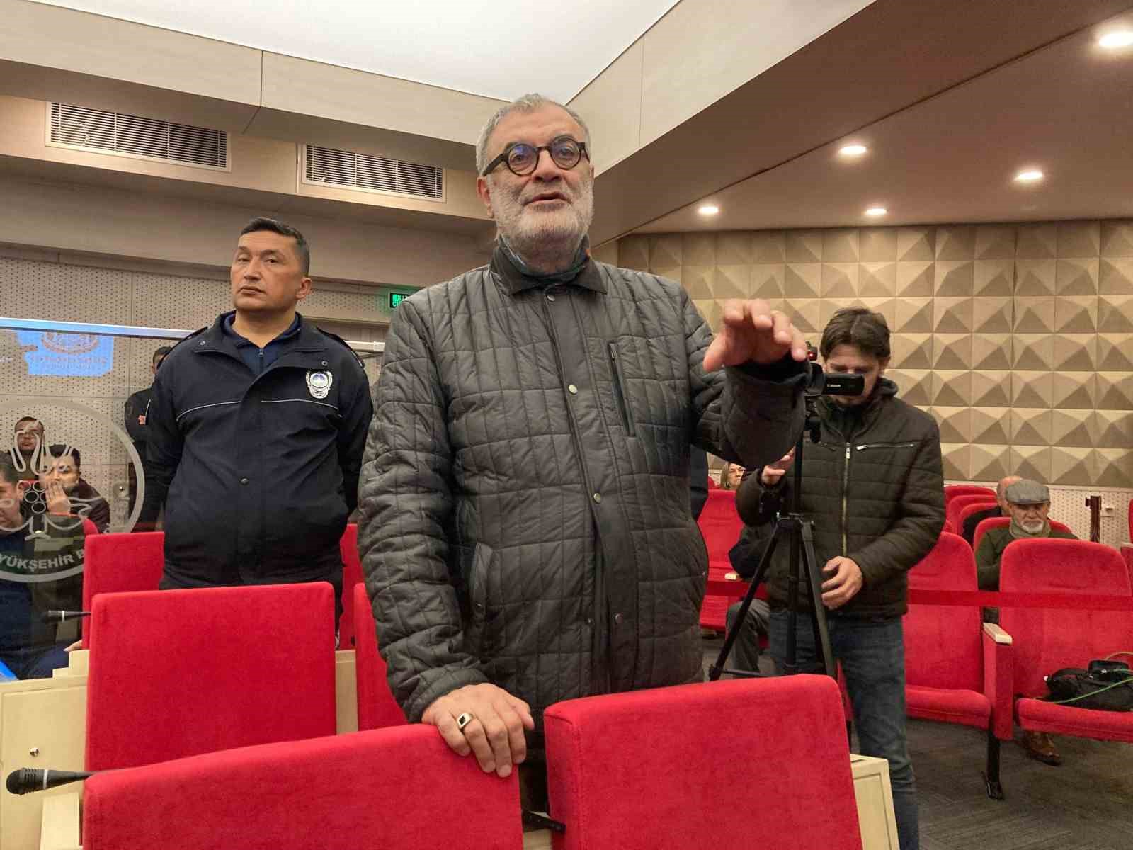 Kesin ihraç istemiyle disipline sevk edilmişti partisinden istifa etti
Kesin ihraç istemiyle disipline sevk edilmişti partisinden istifa etti