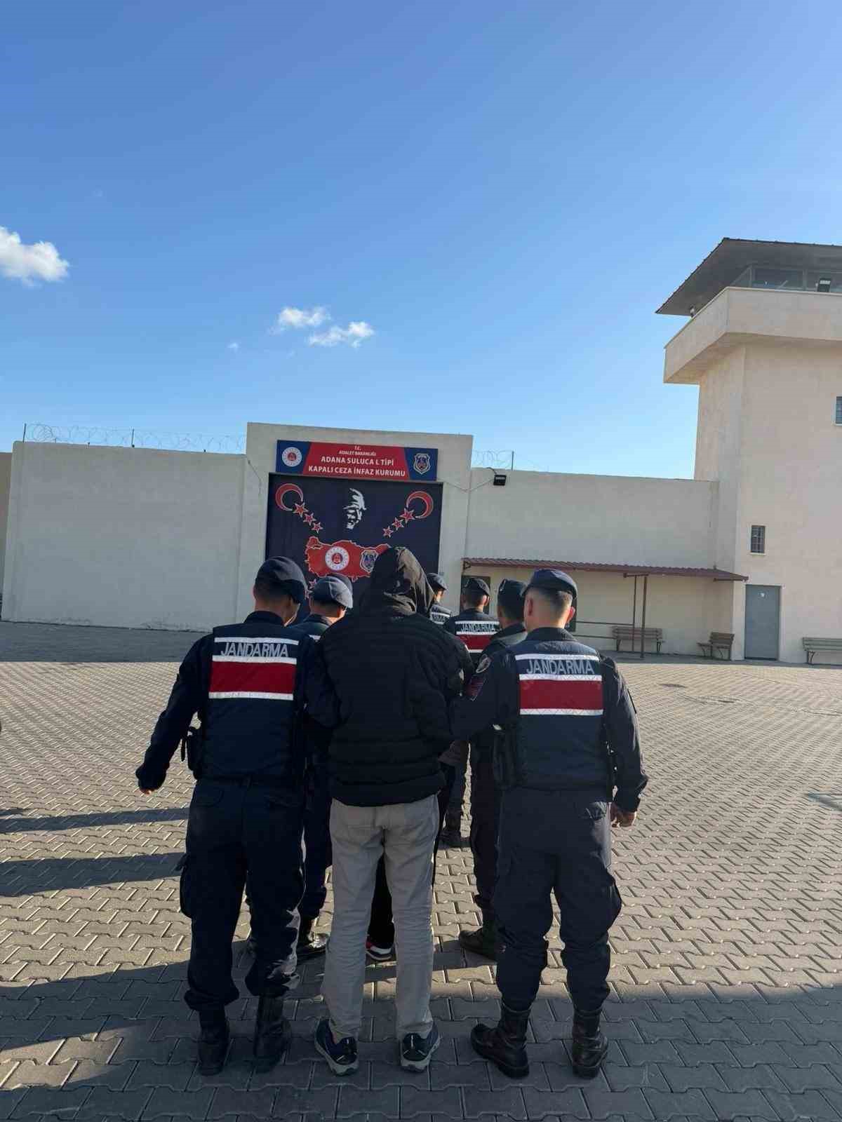 Kesinleşmiş hapis cezalarıyla aranan 7 hükümlü yakalandı
