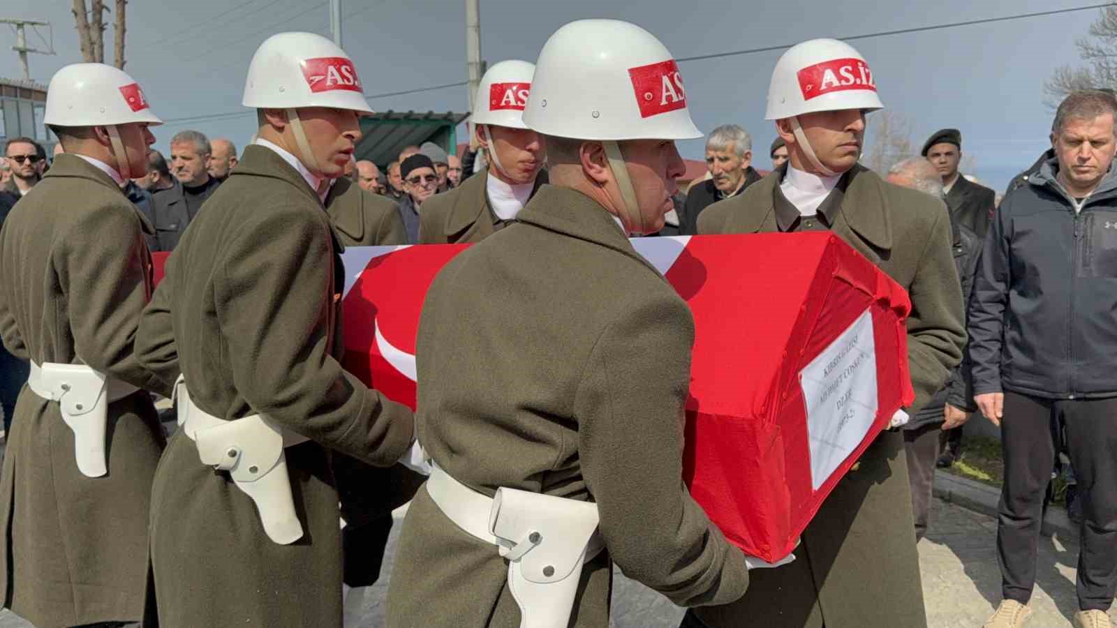 Kıbrıs gazisine son görev
