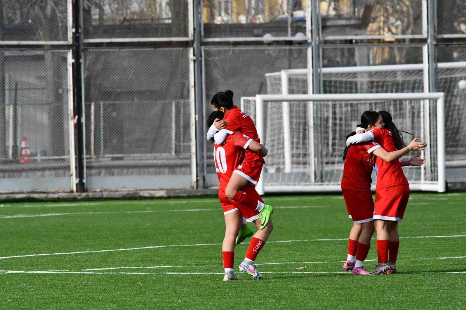 Kılıçaslan Yıldızspor 3 puanı 3 golle aldı
