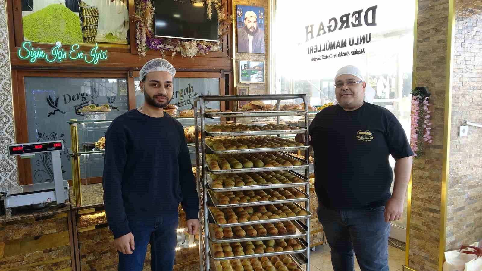 Kilis’in altın sarısı lezzeti gerebiç yıl boyu tezgahlarda
Kilis’in altın sarısı lezzeti gerebiç yıl boyu tezgahlarda