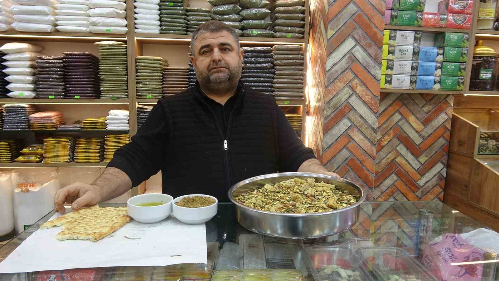 Kilis’in asırlık lezzeti zahter, kahvaltı sofralarının şifa deposu
