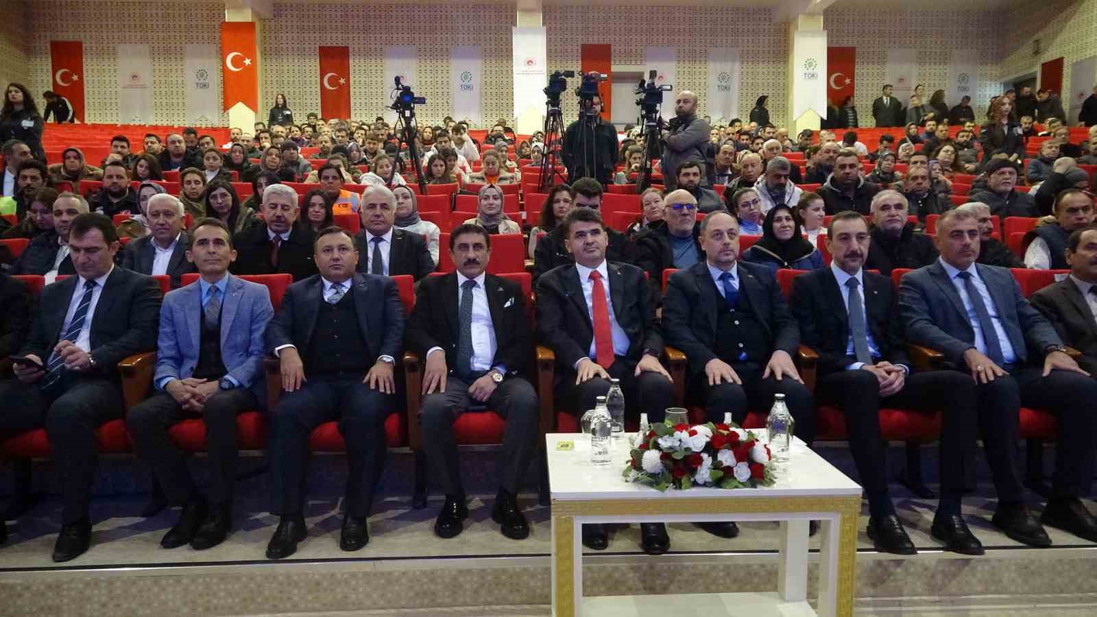 Kilis’te 1170 sosyal konutun kura çekilişi yapıldı
