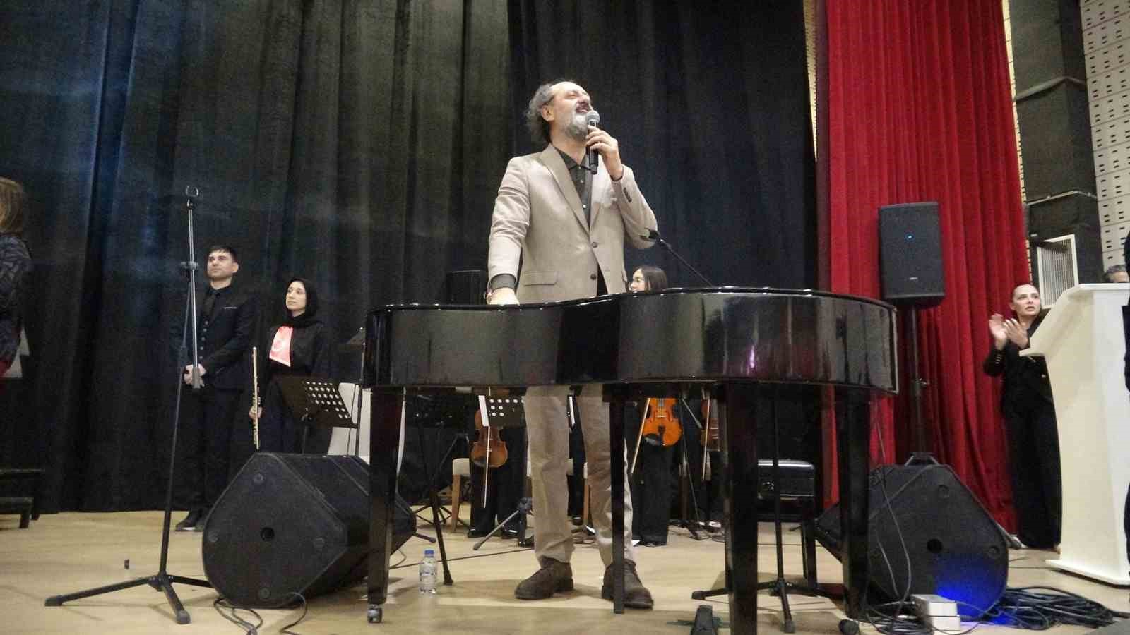 Kilis’te "Kim Var?" sanat etkinliğine yoğun ilgi
