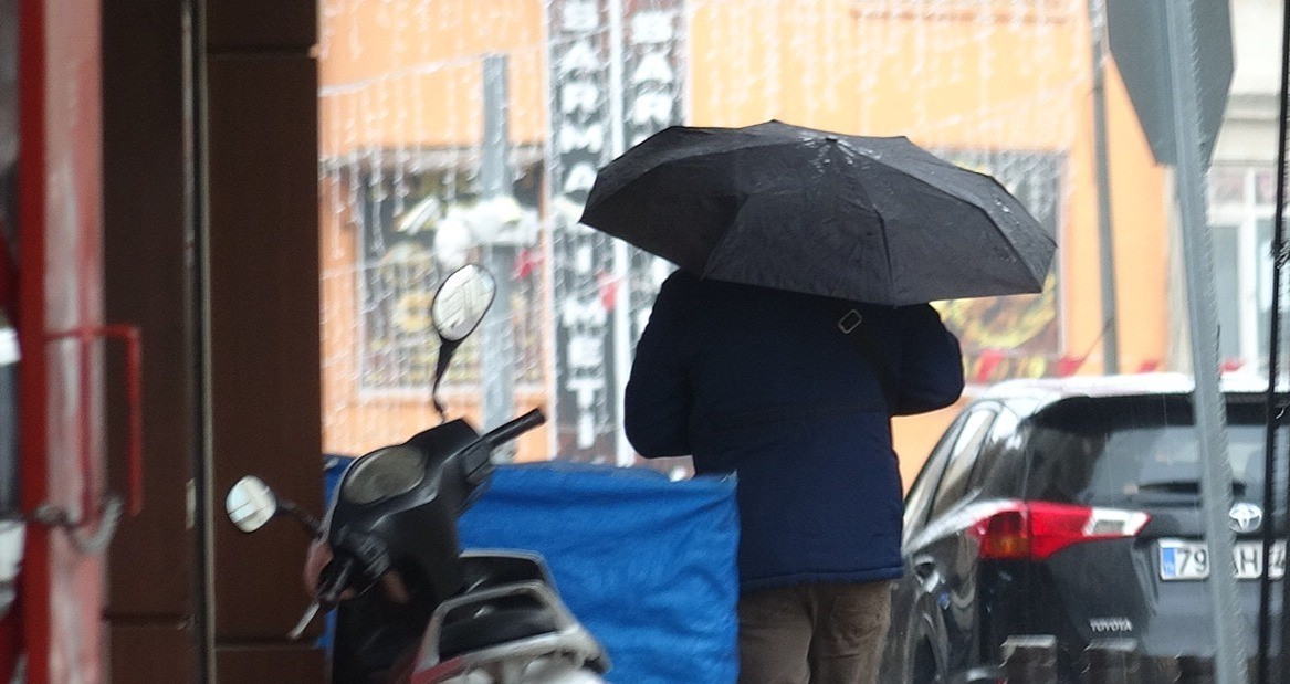 Kilis’te kuvvetli yağış ve sis etkili oldu
