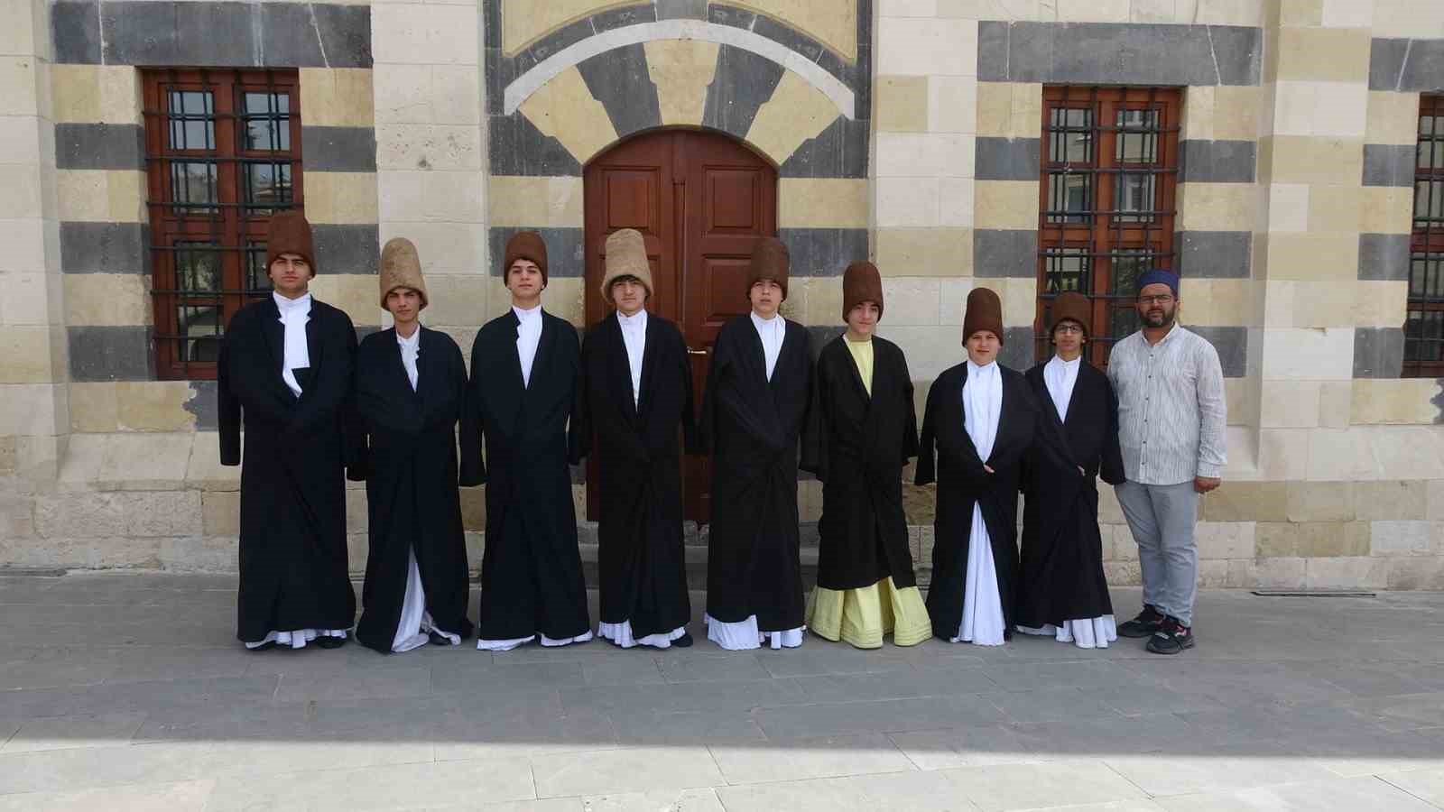 Kilis’te semazen eğitimiyle gençler dijital bağımlılıktan uzaklaşıyor
