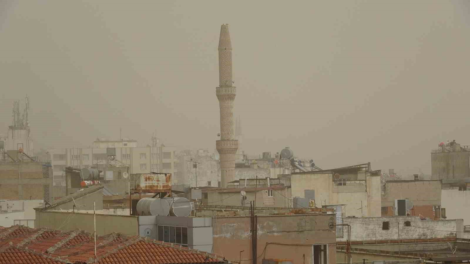 Kilis’te toz taşınımı hayatı olumsuz etkiliyor
