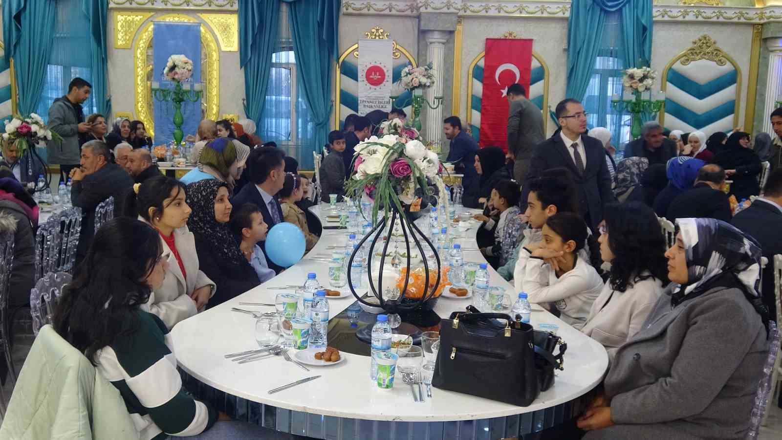 Kilis’te yetim ve öksüz çocuklar için iftar programı
