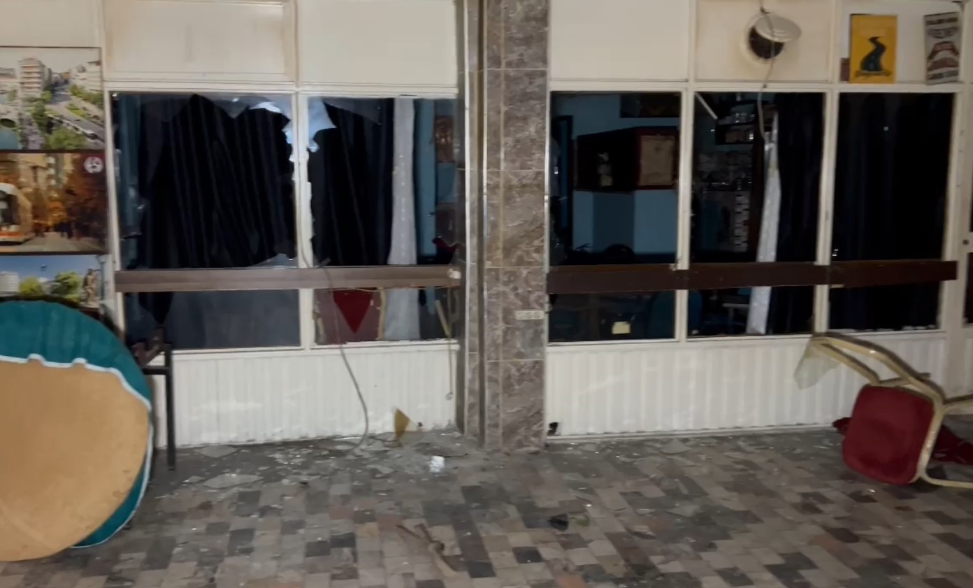 Kıraathanede işlenen alacak verecek cinayetine biri ağırlaştırılmış 2 müebbet
Kıraathanede işlenen alacak verecek cinayetine biri ağırlaştırılmış 2 müebbet