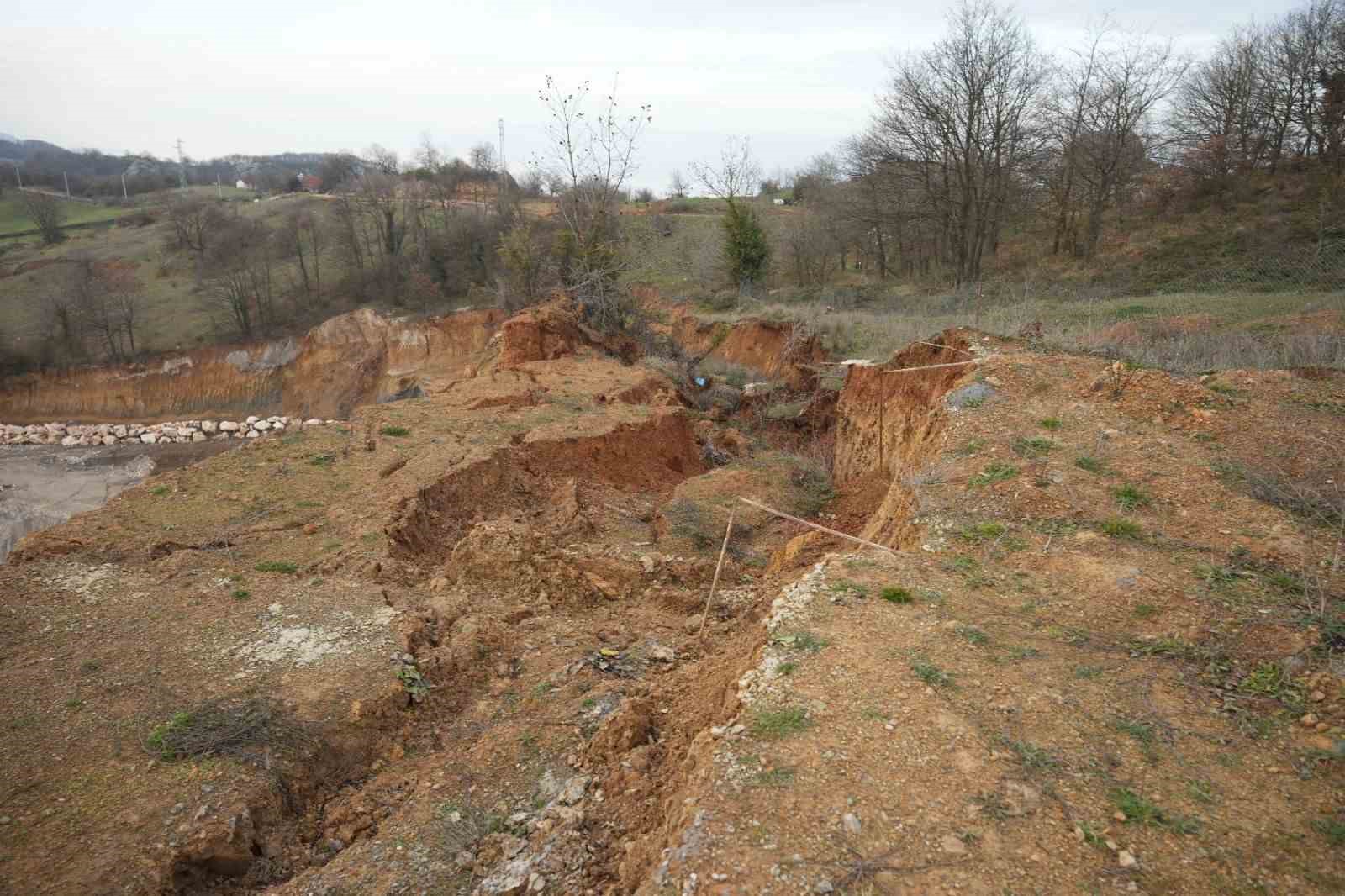 Kirazlıyayla’da binlerce ton kimyasal atık doğaya karıştı
