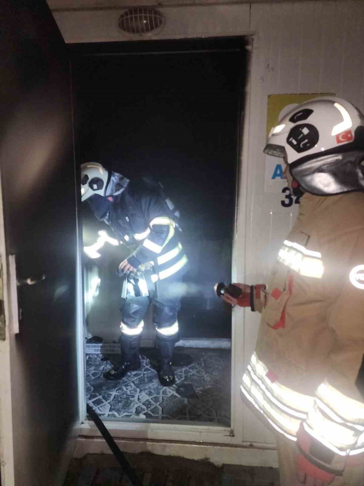 Kırıkhan’da ev yangını
