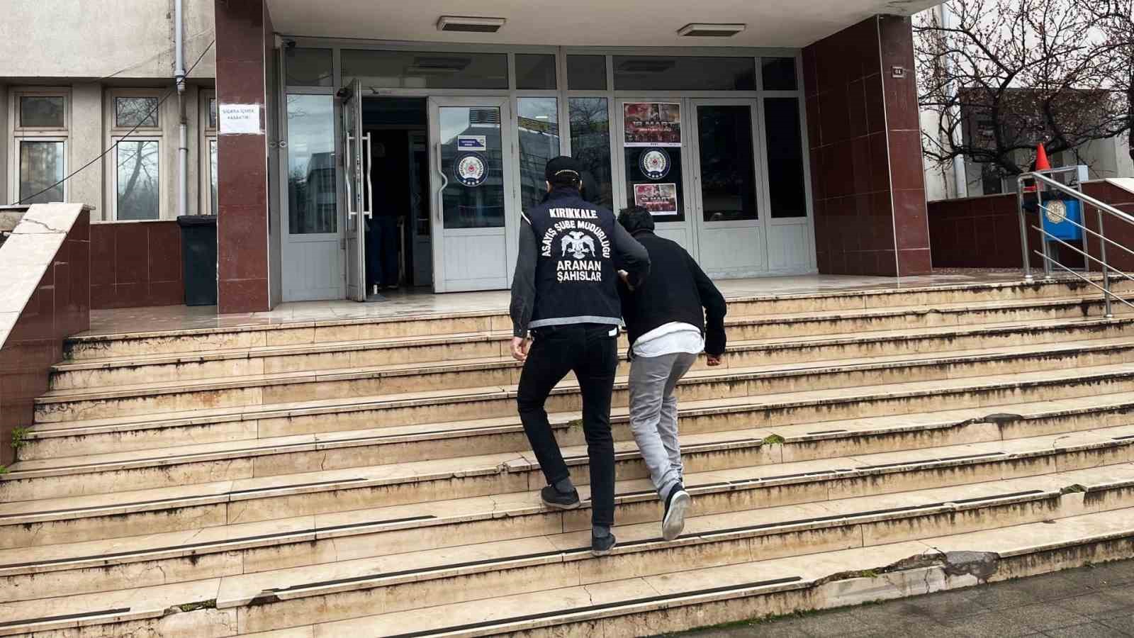 Kırıkkale’de aranan 3 hükümlü polis operasyonuyla yakalandı

