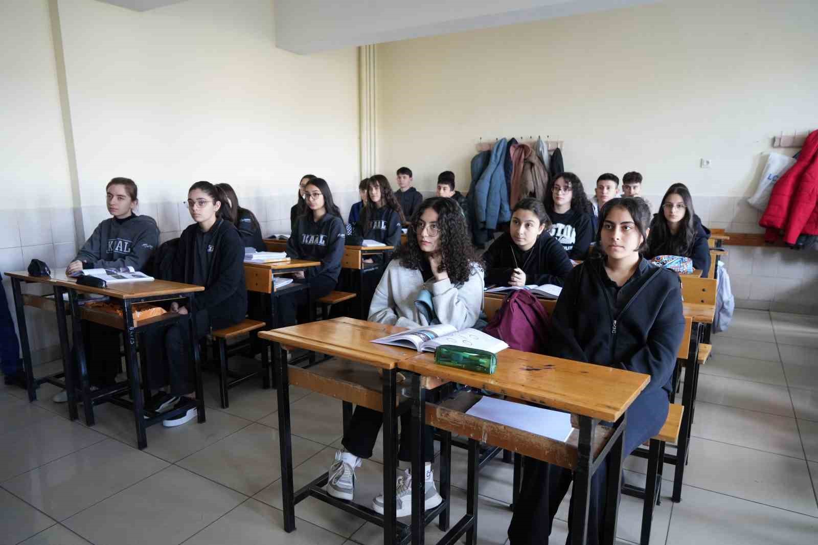 Kırıkkale’de okullarda deprem ve tahliye tatbikatı
