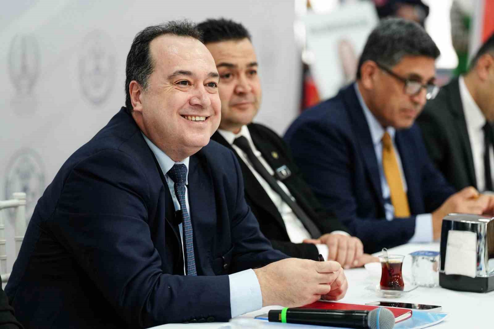 Kırkağaç’a sosyal belediyecilik atağı
Kırkağaç’a sosyal belediyecilik atağı