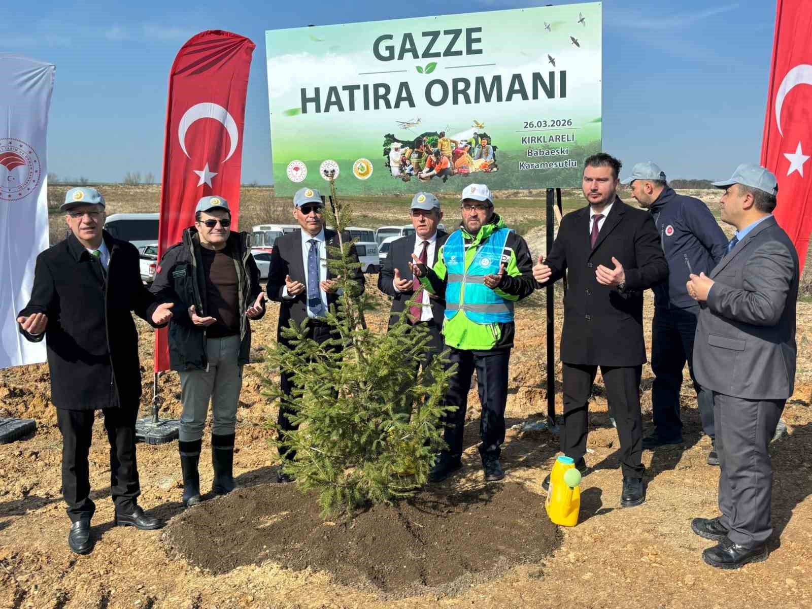 Kırklareli’nde 3 bin 750 fidan dikildi
Kırklareli’nde 3 bin 750 fidan dikildi