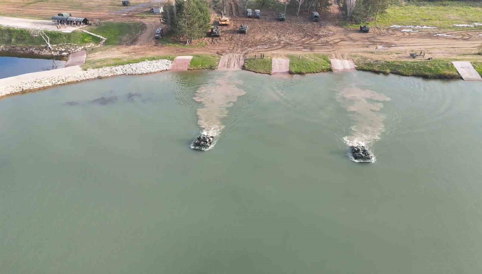 Kırklareli’nde ’Durgun Sularda Geçiş Eğitimi’ tatbikatı

