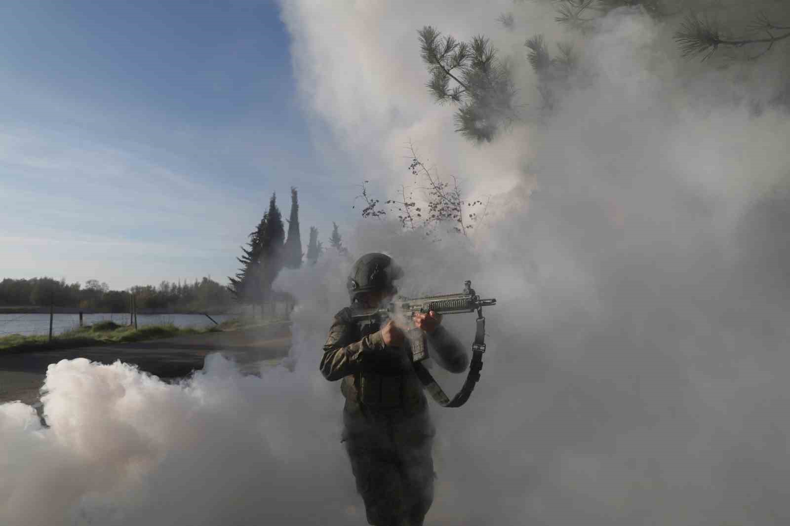 Kırklareli’nde ’durgun sulardan geçiş eğitimi’ yapıldı
