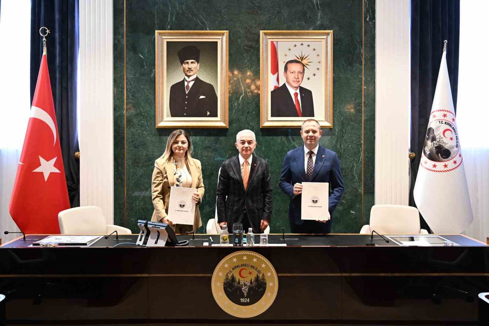 Kırklareli’nde enkaz protokolü imzalandı
