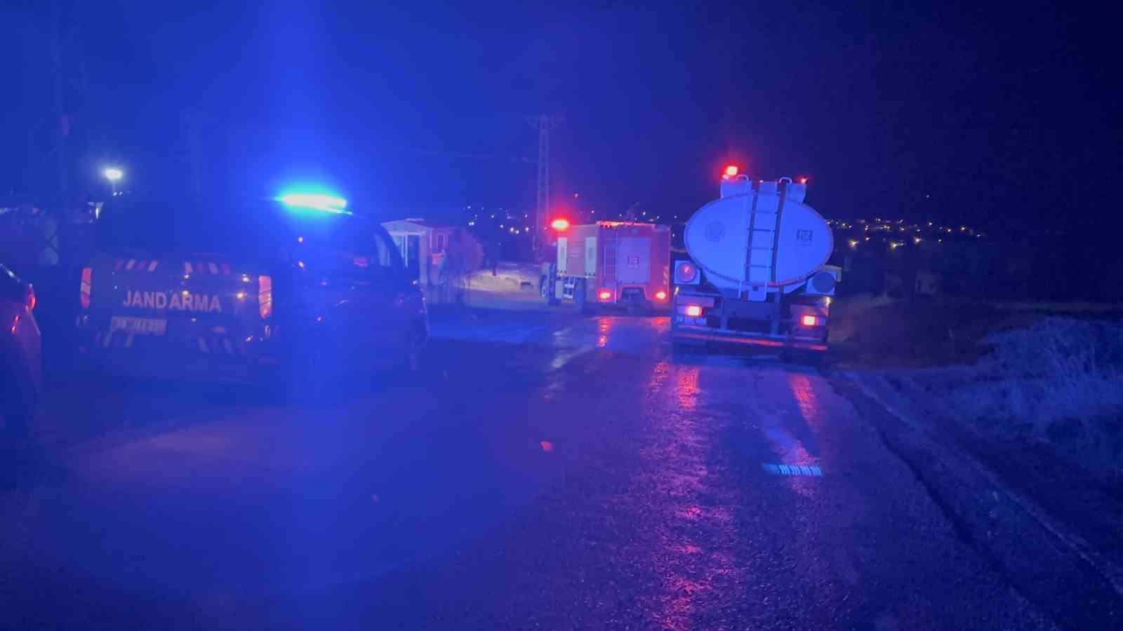 Kırklareli’nde süt ürünleri tesisinin deposunda yangın
